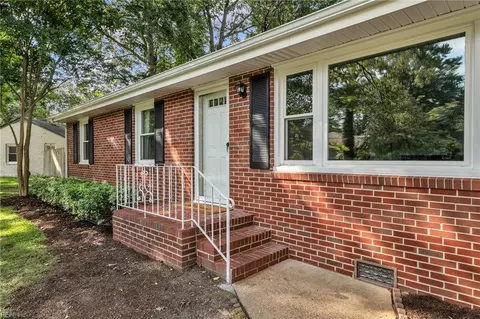 Exterior - 4216 Genoa Cres, Chesapeake, VA 23321 photo 4 of 9