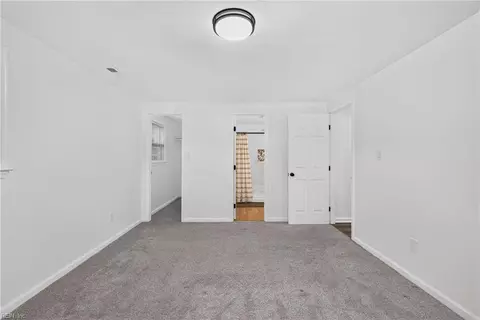 Bedroom - 1936 Beall Dr, Hampton, VA 23663 photo 3 of 5