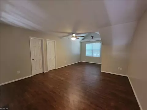 Living - 14 Treebark Pl, Hampton, VA 23666 photo 6 of 10