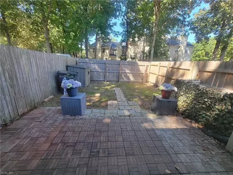 Exterior - 14 Treebark Pl, Hampton, VA 23666 photo 5 of 5