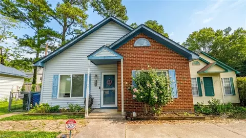 4304 Merlyn Walk Pl, Newport News, VA 23602