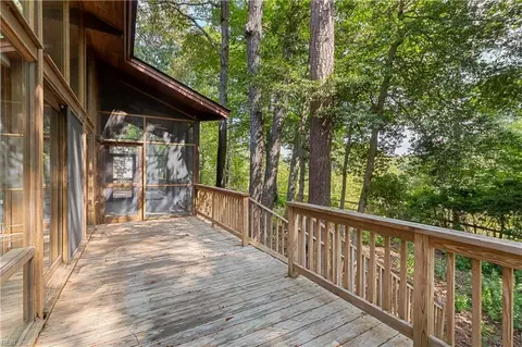 Exterior - 701 Colony Trl, Lanexa, VA 23089 photo 3 of 8