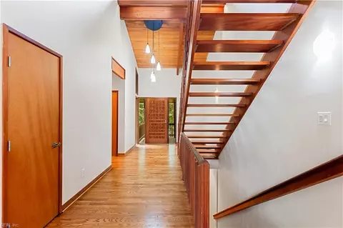 Entry Way - 701 Colony Trl, Lanexa, VA 23089 photo 2 of 4