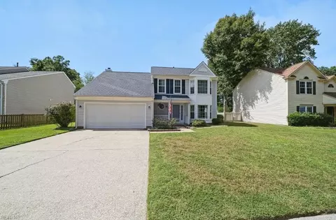 Exterior - 220 Dunn Cir, Hampton, VA 23666 photo 2 of 8