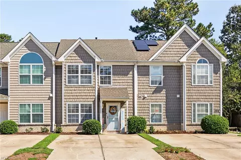 891 24th St, Virginia Beach, VA 23451