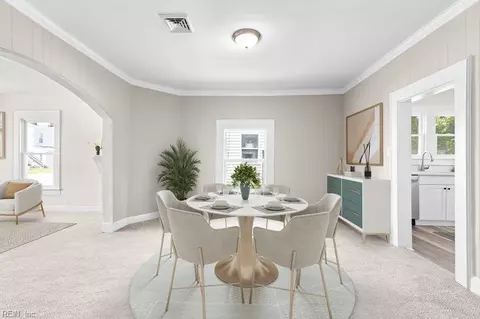 Dining - 146 Pine St, Suffolk, VA 23434 photo 1 of 1