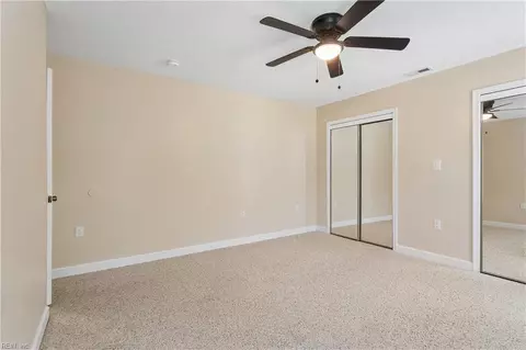 Bedroom - 50 Ashe Meadows Dr, Hampton, VA 23664 photo 4 of 11