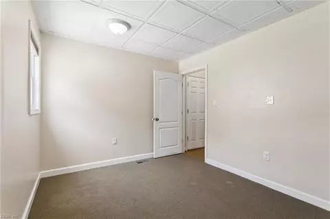 Bedroom - 50 Ashe Meadows Dr, Hampton, VA 23664 photo 1 of 11