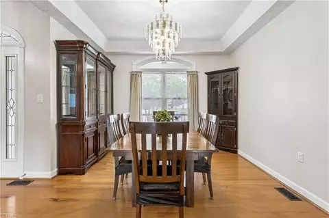 Dining - 50 Ashe Meadows Dr, Hampton, VA 23664 photo 2 of 3