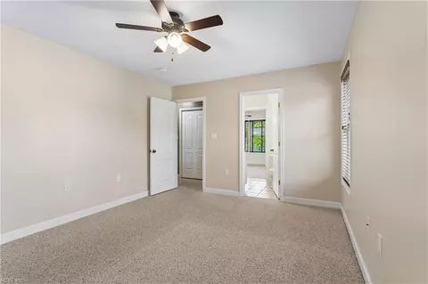 Bedroom - 50 Ashe Meadows Dr, Hampton, VA 23664 photo 6 of 11