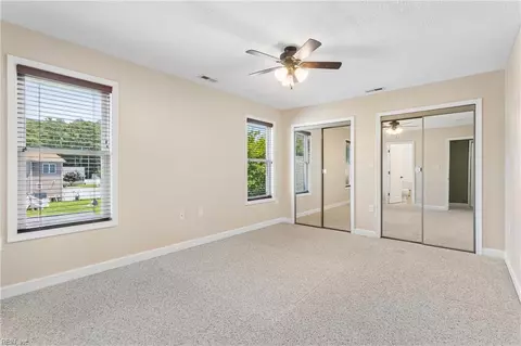 Bedroom - 50 Ashe Meadows Dr, Hampton, VA 23664 photo 5 of 11