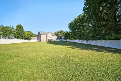 Exterior - 237 Castleberry Dr, Chesapeake, VA 23322 photo 3 of 3