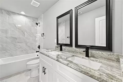 Bath - 213 Claremont Ave, Hampton, VA 23661 photo 5 of 6