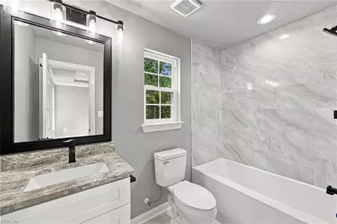 Bath - 213 Claremont Ave, Hampton, VA 23661 photo 6 of 6
