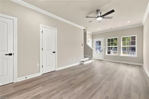 Living - 211 Claremont Ave, Hampton, VA 23661 photo 1 of 3