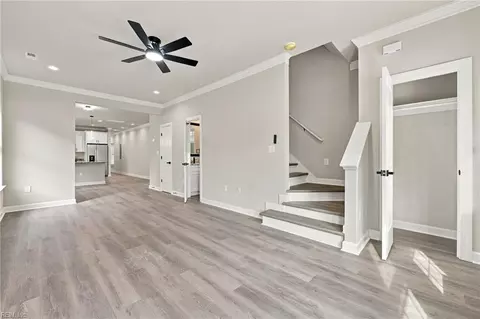 Living - 211 Claremont Ave, Hampton, VA 23661 photo 3 of 3