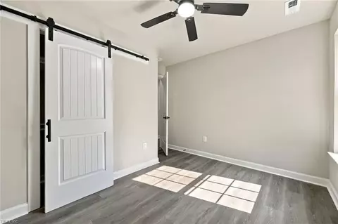Bedroom - 211 Claremont Ave, Hampton, VA 23661 photo 5 of 5