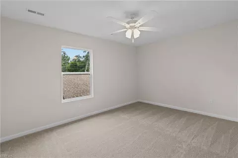 Bedroom - 4327 Taylor Rd, Chesapeake, VA 23321 photo 5 of 7