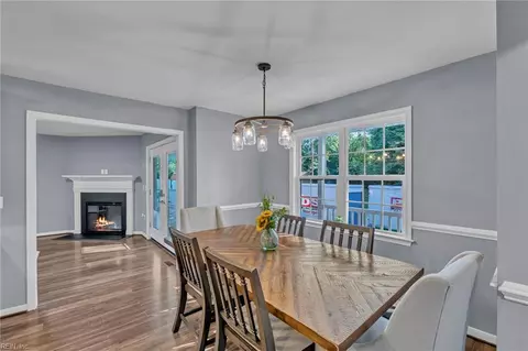 Dining - 8922 E Colonial Trl, Smithfield, VA 23430 photo 3 of 3