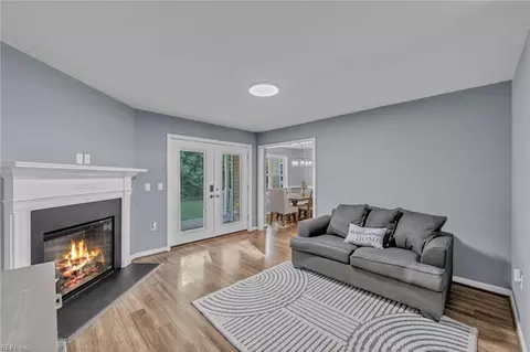 Living - 8922 E Colonial Trl, Smithfield, VA 23430 photo 1 of 1