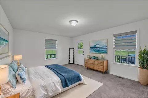 Bedroom - 8922 E Colonial Trl, Smithfield, VA 23430 photo 1 of 13