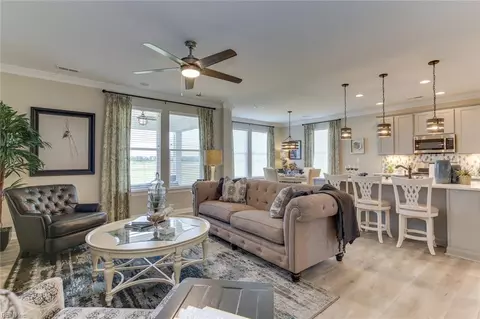 Living - 1824 Citrus Rd, Chesapeake, VA 23321 photo 1 of 1