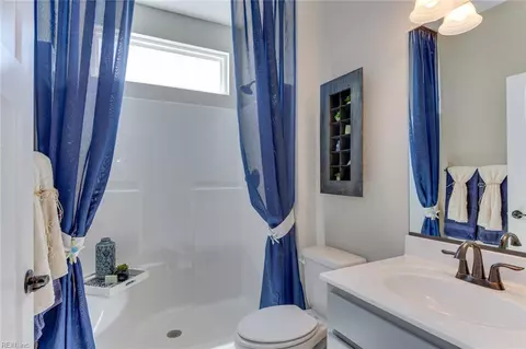 Bath - 1824 Citrus Rd, Chesapeake, VA 23321 photo 3 of 4