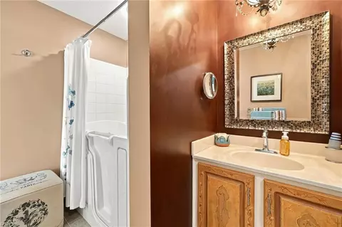 Bath - 318 Ginger Loop, Smithfield, VA 23430 photo 5 of 5