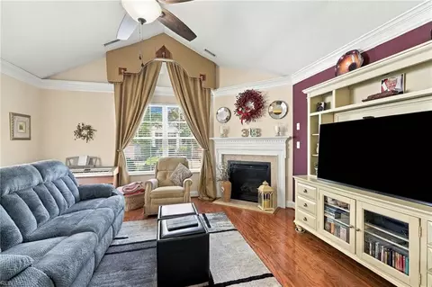 Living - 318 Ginger Loop, Smithfield, VA 23430 photo 1 of 3