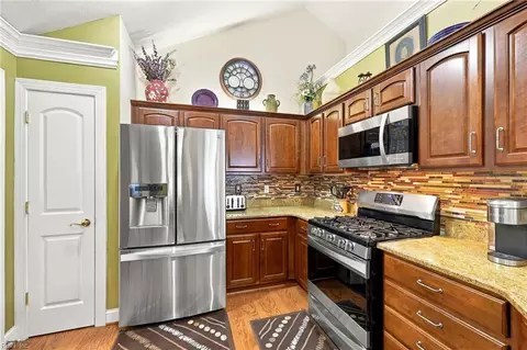 Kitchen - 318 Ginger Loop, Smithfield, VA 23430 photo 3 of 3