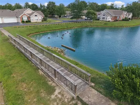 View/Area - 318 Ginger Loop, Smithfield, VA 23430 photo 2 of 6