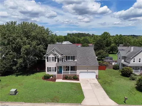 View/Area - 6699 Mann Ave, Gloucester, VA 23061 photo 6 of 6