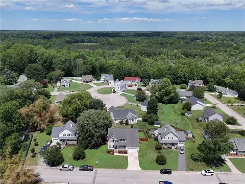 View/Area - 6699 Mann Ave, Gloucester, VA 23061 photo 2 of 6