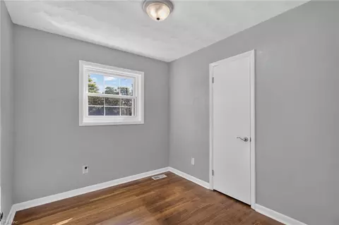 Bedroom - 54 Cornwall Ter, Hampton, VA 23666 photo 1 of 5