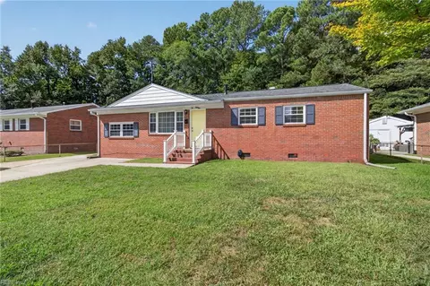 Exterior - 54 Cornwall Ter, Hampton, VA 23666 photo 2 of 7