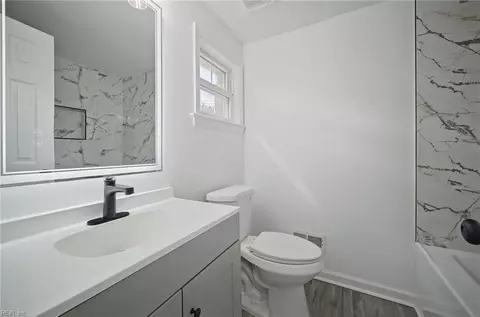 Bath - 5601 Boulder Ln, Norfolk, VA 23502 photo 2 of 2
