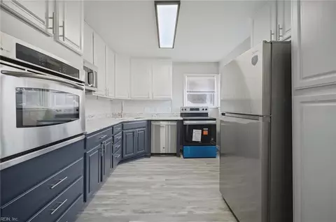 Kitchen - 5601 Boulder Ln, Norfolk, VA 23502 photo 1 of 3