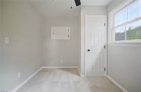 Bedroom - 5601 Boulder Ln, Norfolk, VA 23502 photo 3 of 6