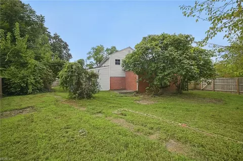 Exterior - 5601 Boulder Ln, Norfolk, VA 23502 photo 9 of 9
