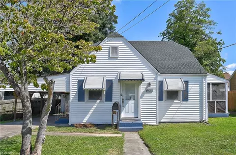 2202 Willow Wood Dr, Norfolk, VA 23509