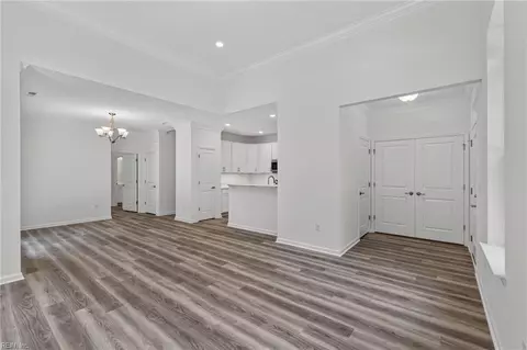Entry Way - 2046 Mango St, Chesapeake, VA 23321 photo 1 of 3