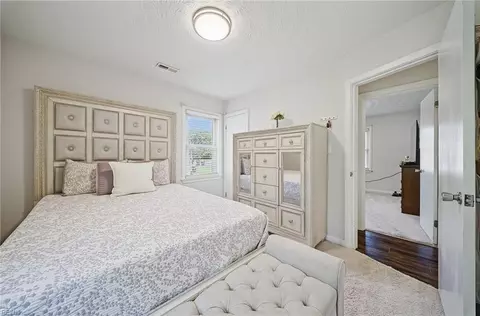 Bedroom - 2924 Taylor Rd, Chesapeake, VA 23321 photo 5 of 5
