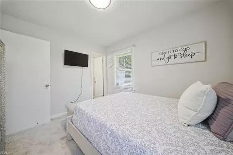 Bedroom - 2924 Taylor Rd, Chesapeake, VA 23321 photo 4 of 5