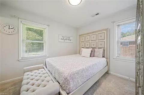 Bedroom - 2924 Taylor Rd, Chesapeake, VA 23321 photo 3 of 5
