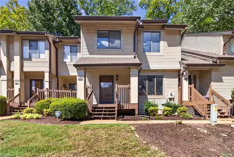 254 Bridgewater Dr, Newport News, VA 23603