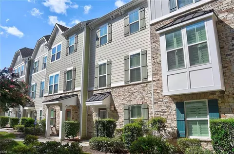 516 Elmo Trower Ln, Virginia Beach, VA 23451