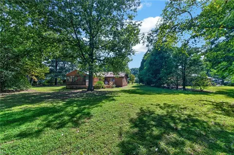 Exterior - 1673 Pine Tree Dr, Gloucester Point, VA 23062 photo 12 of 16
