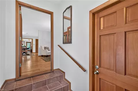 Entry Way - 1673 Pine Tree Dr, Gloucester Point, VA 23062 photo 1 of 3