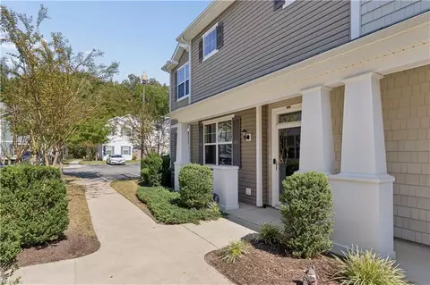2409 Leytonstone Dr, Chesapeake, VA 23321
