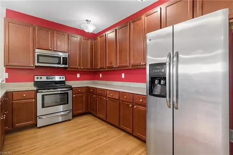 Kitchen - 2409 Leytonstone Dr, Chesapeake, VA 23321 photo 2 of 3